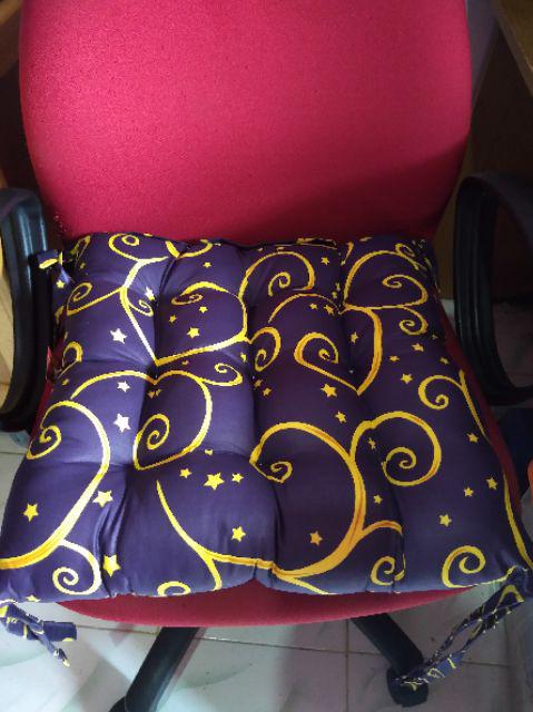 Bantal Duduk-bantal Lesehan (40x40cm Diukur Setelah Diisi Silikon) 1kg = Muat 2bantal