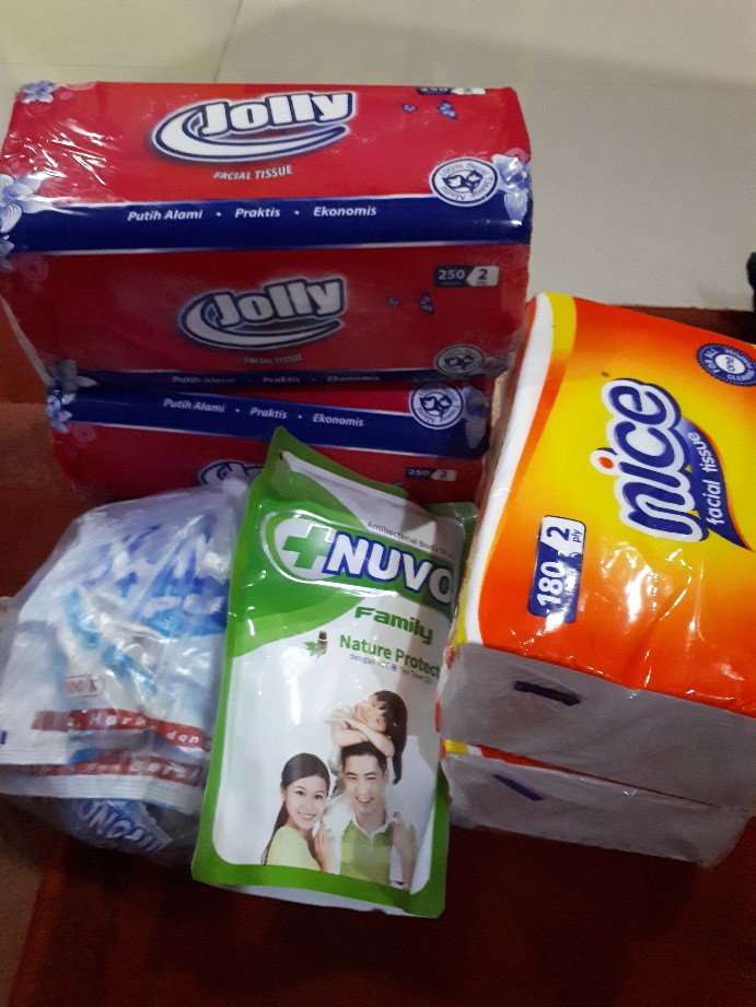 Tisu Jolly 250 Sheet Kualitas 2 Ply Lembar Tissue Facial Soft Pack (no.152)