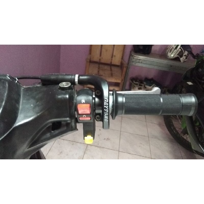 Saklar Switch Kanan Motor Starter Engine On Off Cut Off Klakson (Merah kuning murah)