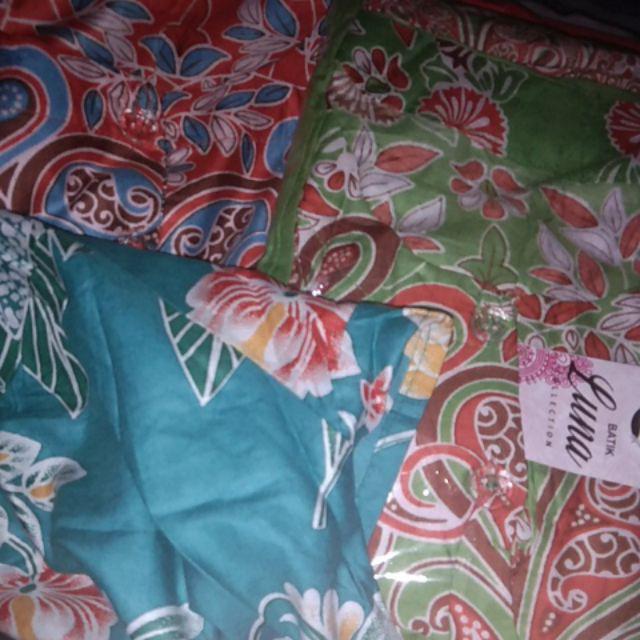 Setelan Celana Pendek Batik Wanita