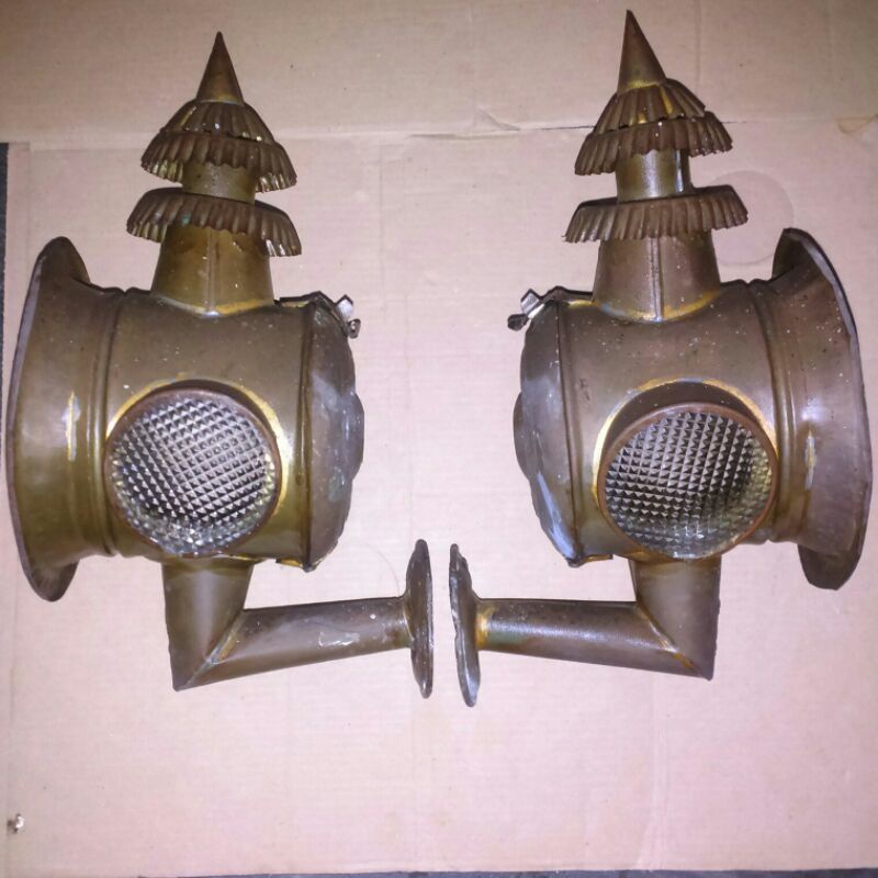 lampu dokar andong delman kereta kuda pajangan dinding tempel antik jadul kuningan vintage kuno clas