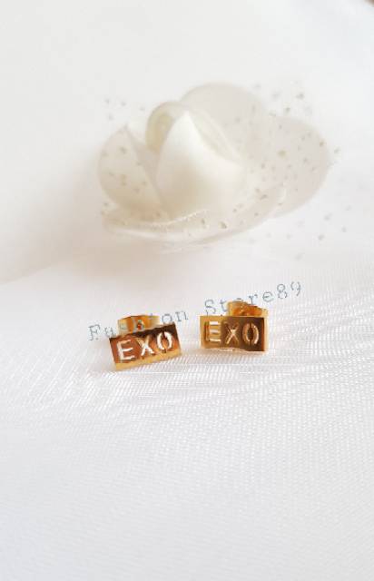 Anting Tusuk import titanium gold white EXO titanium antikarat anting anak dewasa