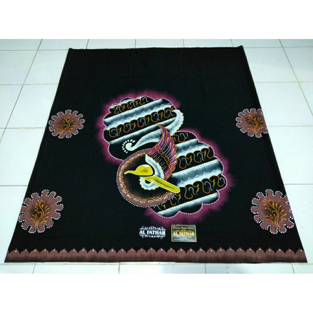 

Sarung Lukis Canting