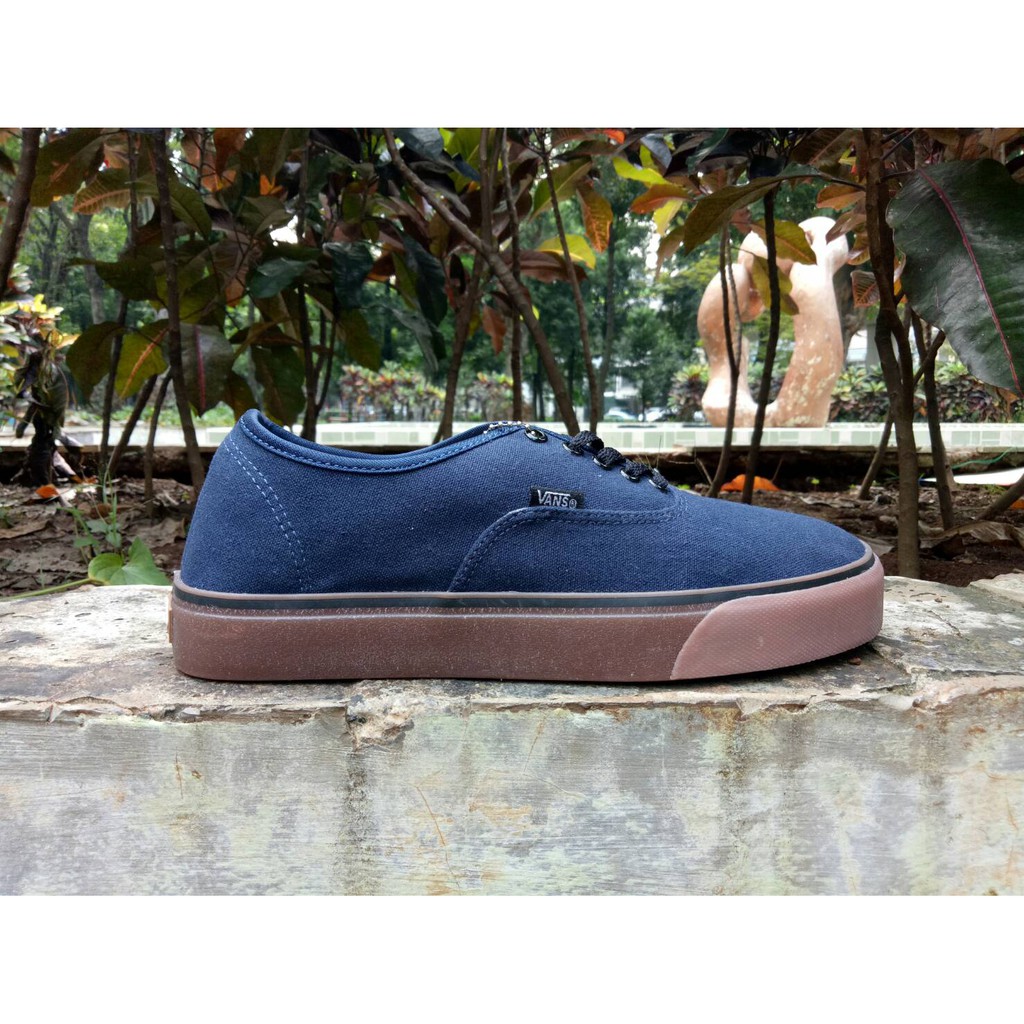 SEPATU VANS AUTHENTIC SOLE GUM PRIA SNEAKERS
