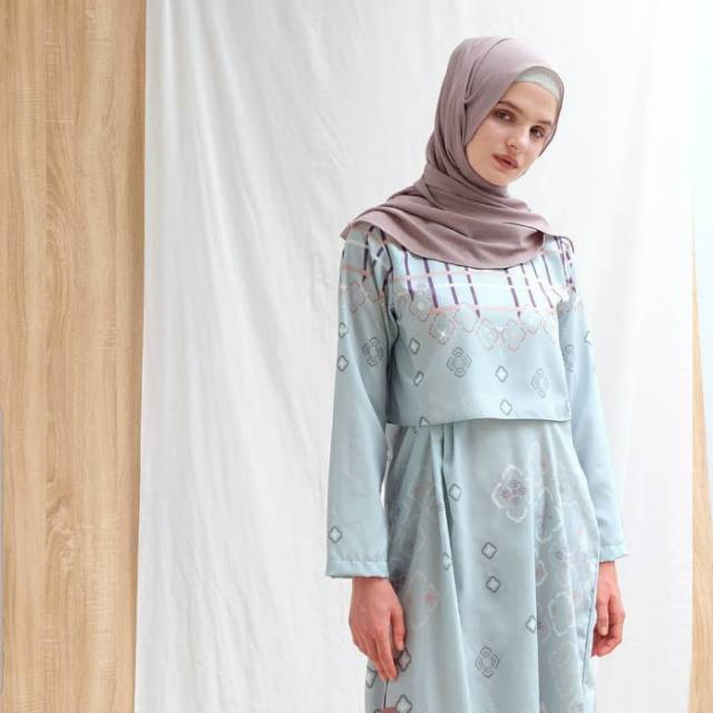 Katya Dress Vanilla Hijab