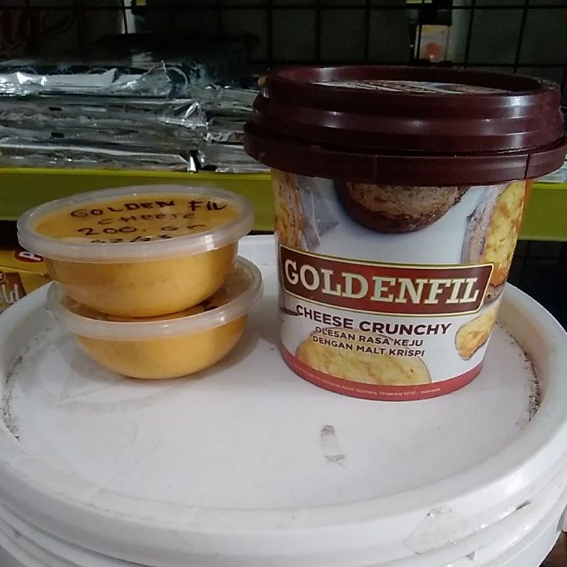 

goldenfil keju crunchy repack 200gr