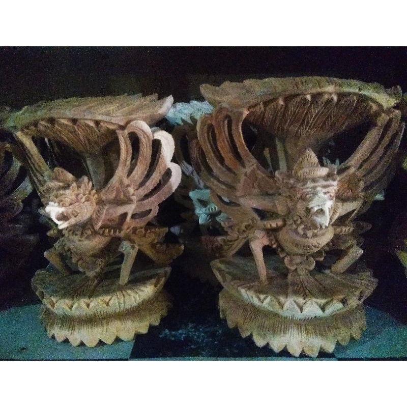 patung garuda bali