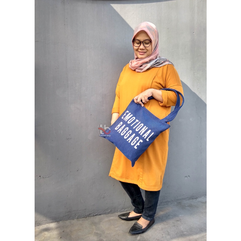 totebag wanita | totebag | totebag custom | tote bag resleting | tote | penutup resleting