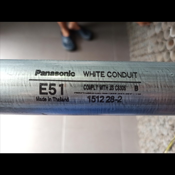PANASONIC Pipa besi white conduit E51