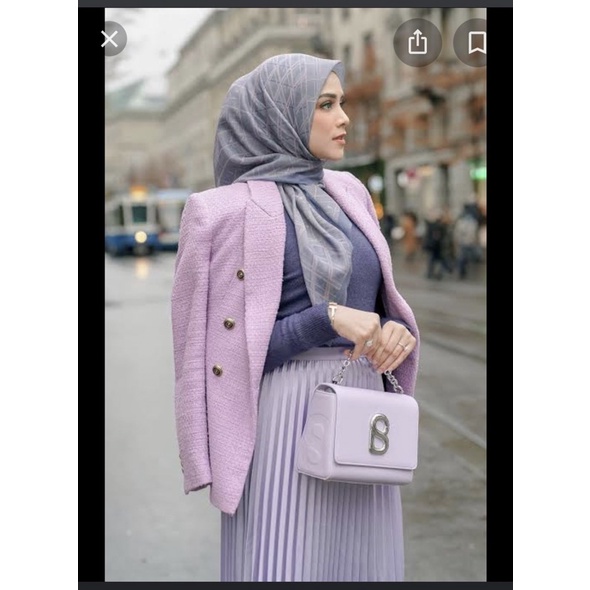 PRELOVED Buttonscarves louvre infinity