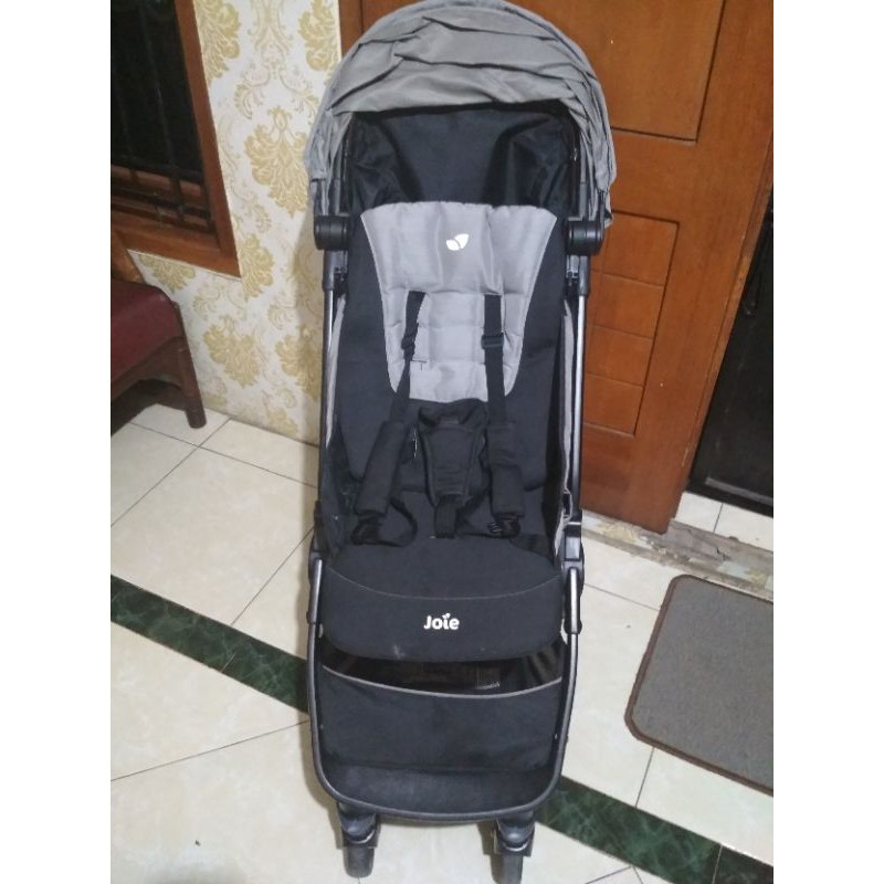 [PRELOVED] joie pact lite stroller