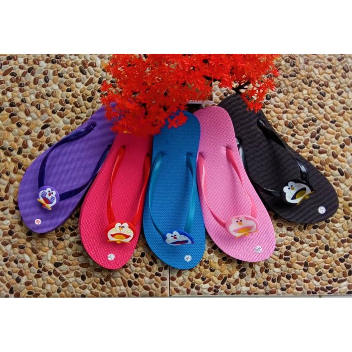 Sandal Jepit Wanita Motif Doraemon Nabila