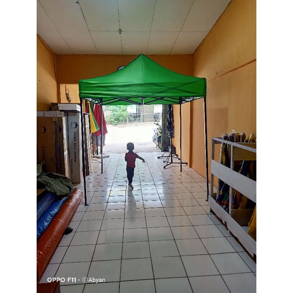 Tenda 2x2 rangka hitam