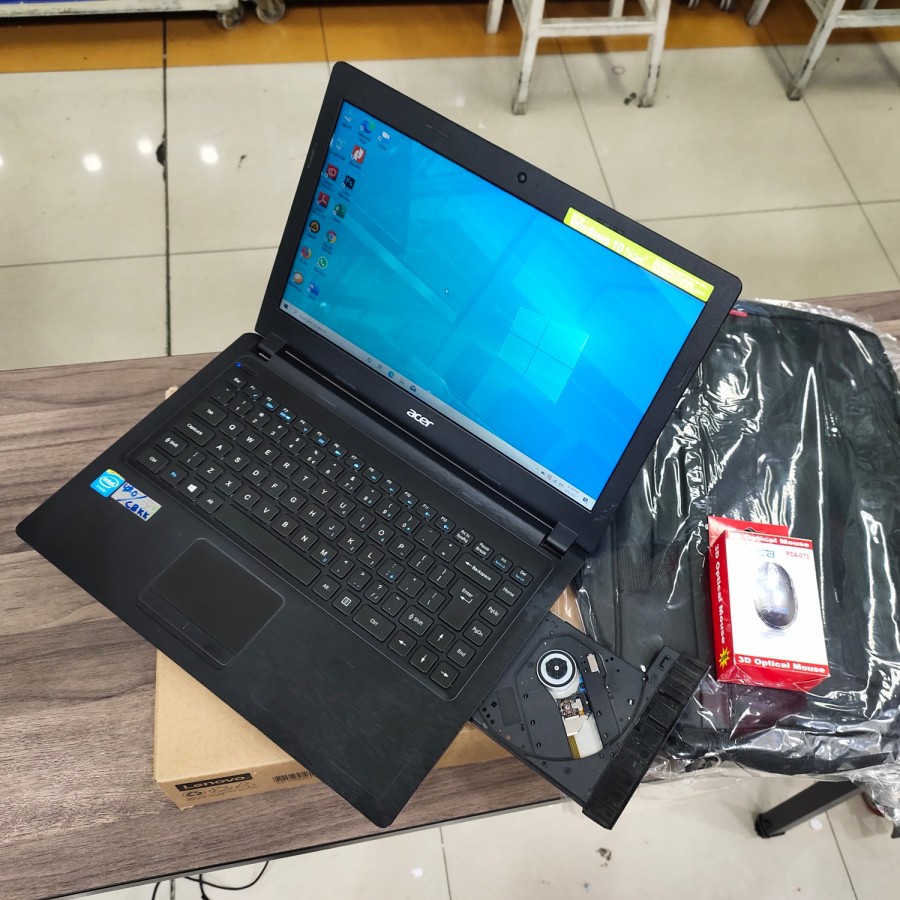 Laptop Acer Model baru 14inc lengkap dengan box Tas mouse charger