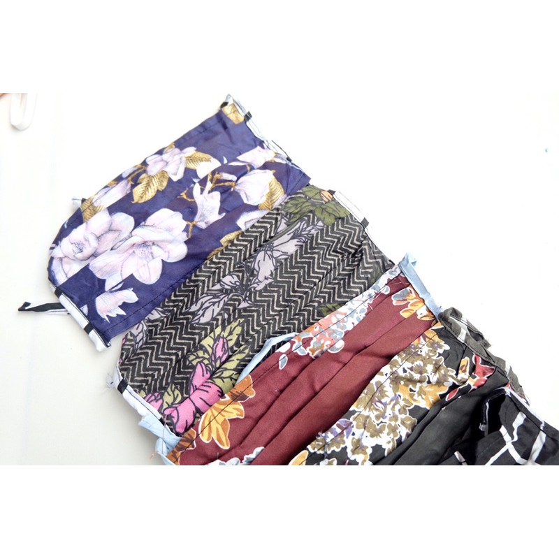 Masker Kain Motif Hijab