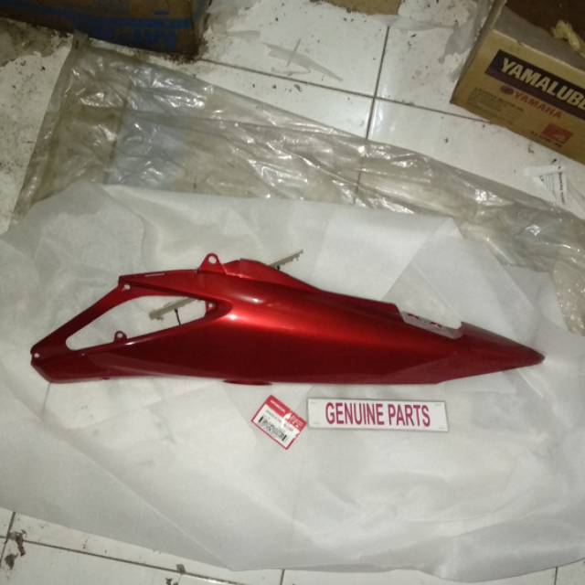 Cover Body Belakang Kiri Supra X 125 Fi Merah 64420-KTM-850CSR Ori Orginal Ahm