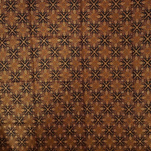 BATIK SOLO MOTIF SATRIO WIBOWO