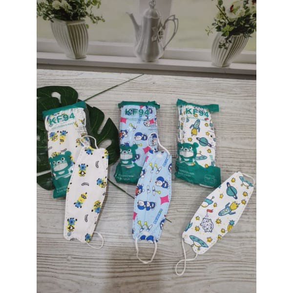 mrcaisen KF94 ANAK masker anak 4 ply karakter K005