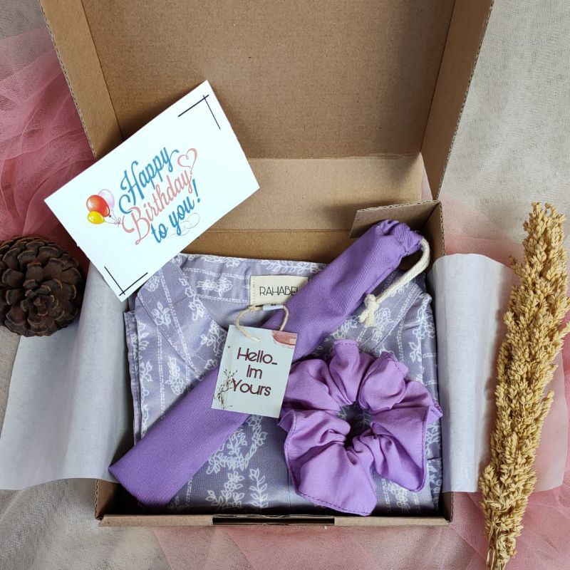 Hampers baju wanita/hampers baju lebaran/kado ulang tahun ibu/gift box wanita/hampers lebaran/tunik 