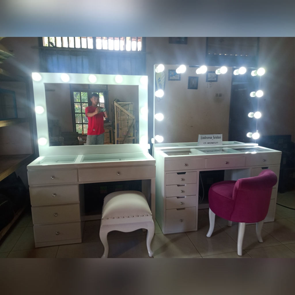 Meja Rias Artis  Meja Make Up  Meja Rias Lampu  Meja Rias Minimalis  Meja Rias Mebel Jati Jepara