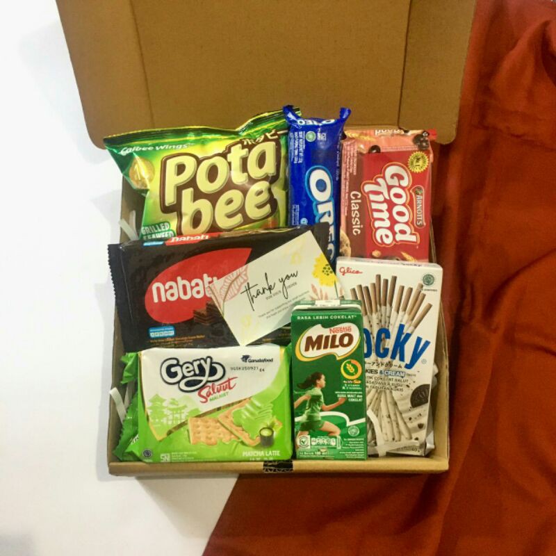 

GIFT BOX / SNACK BOX / HAMPERS MURAH CUSTOM
