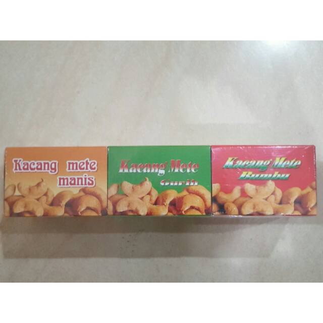 

Paket kacang mete isi 3. cemilan