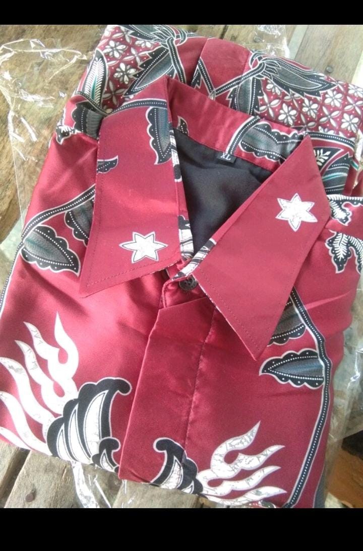 Baju Batik Pria Murah Kemeja Batik Sutra Premium Baju Batik Sutra Lengan Panjang