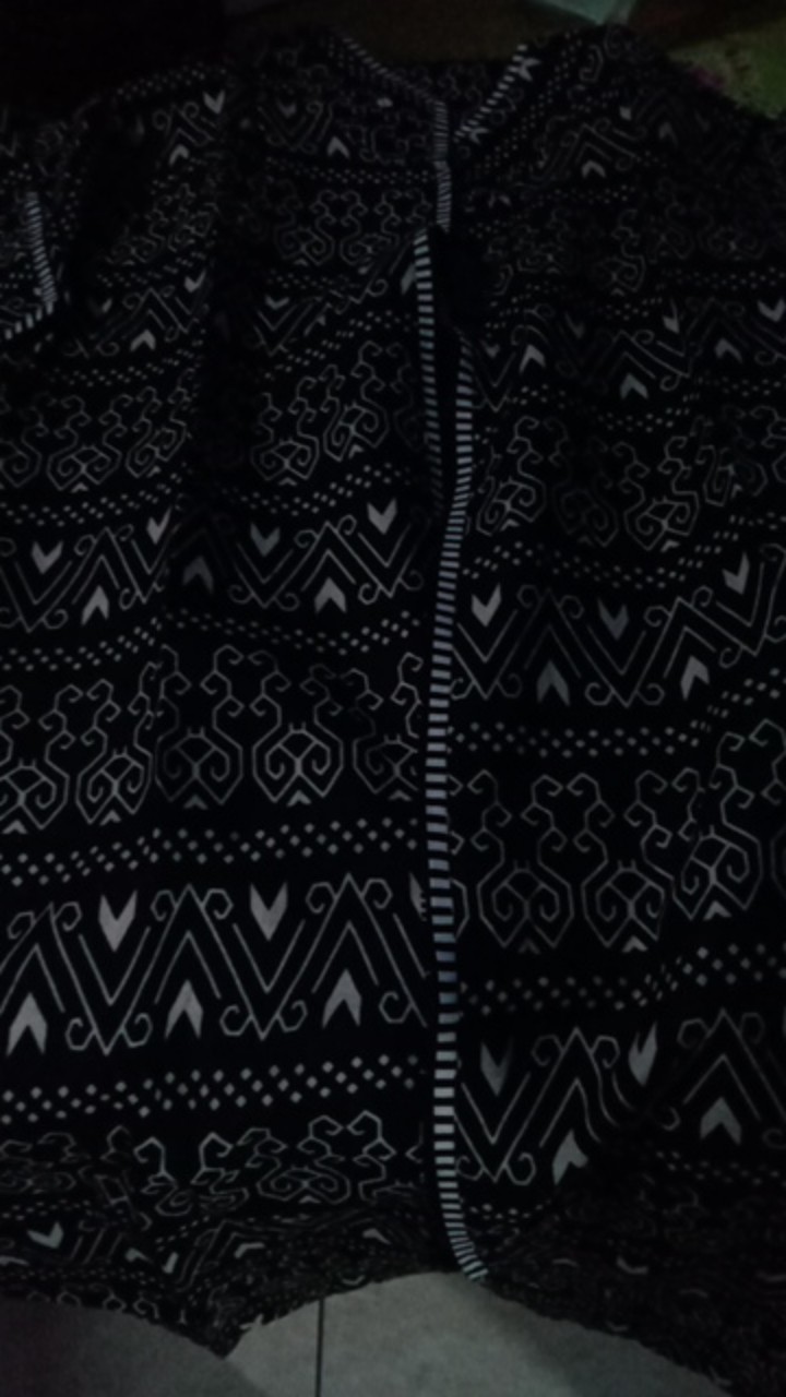 Atasan Tunik Wanita Batik Tradisional Butik