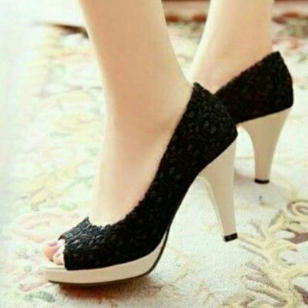 Jual Sepatu Sandal  Platform Channel Emboss Hitam Harga 