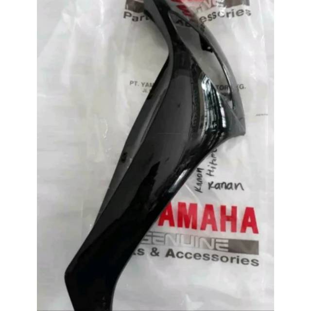 Sayap depan kanan fino fi hitam ori ygp