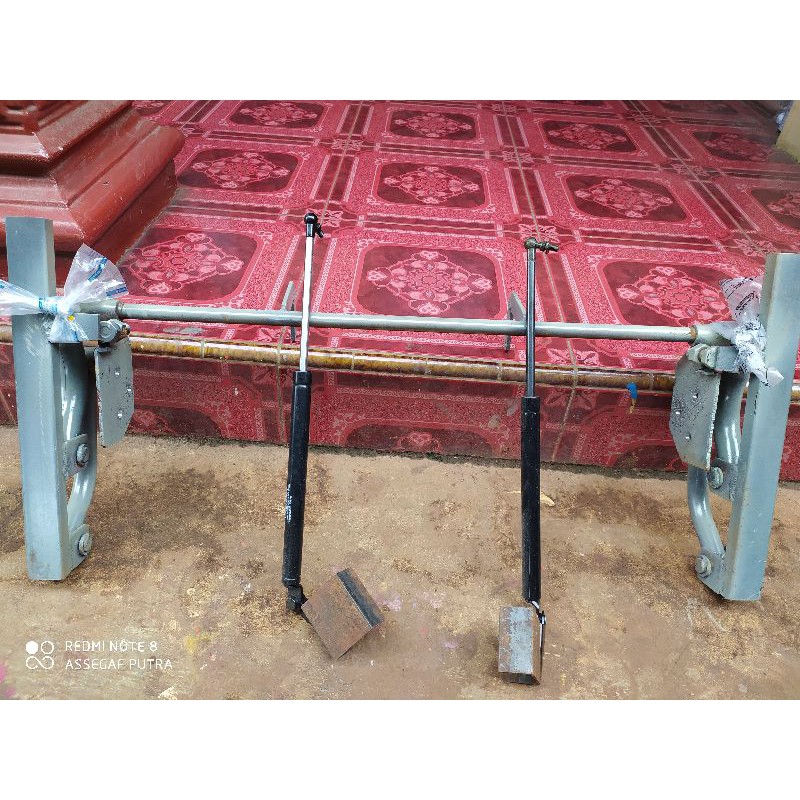 pangkon bemper hidrolik canter giga DLL