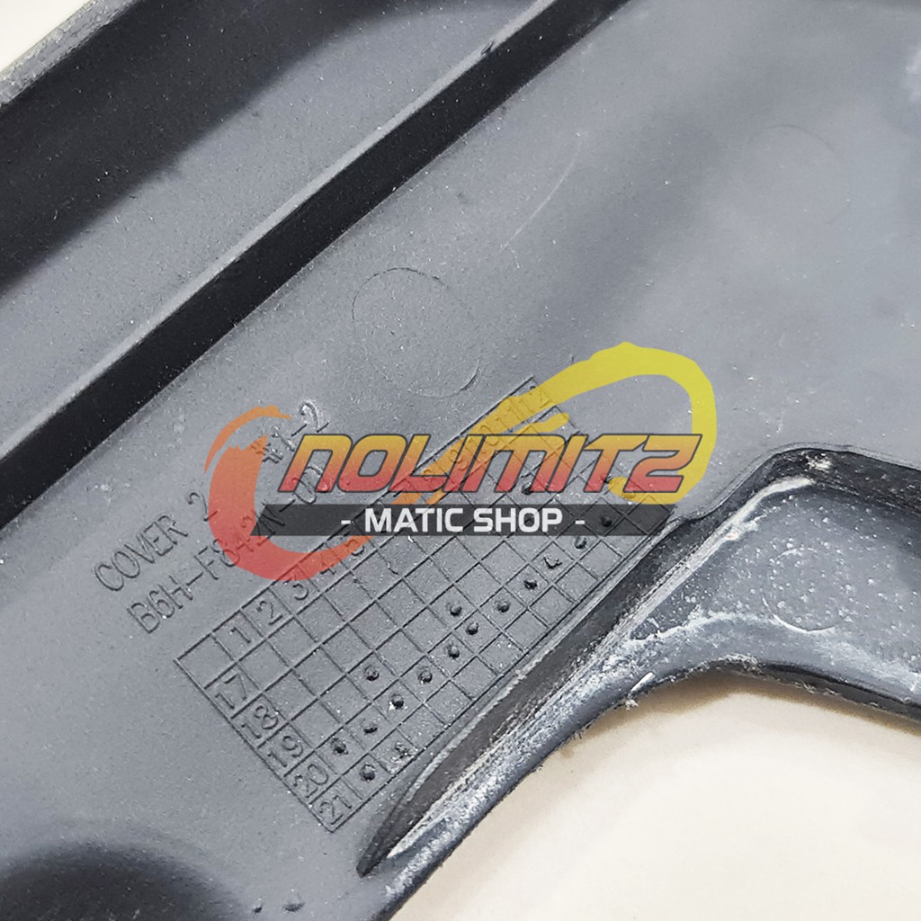 Cover Tutup Dek Bensin Bawah Jok Carbon Kevlar Parts Ori NMAX 2020