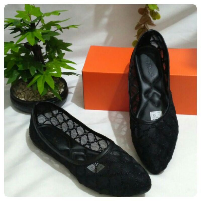 FLAT SHOES WANITA BRUKAT JEA 66