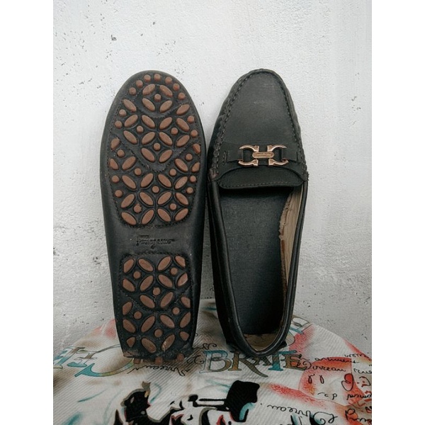 Sepatu Ferragamo / Sepatu Preloved