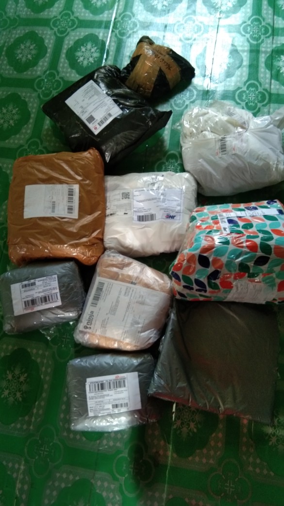 Batik Couple Pria Wanita Kelas Internasional