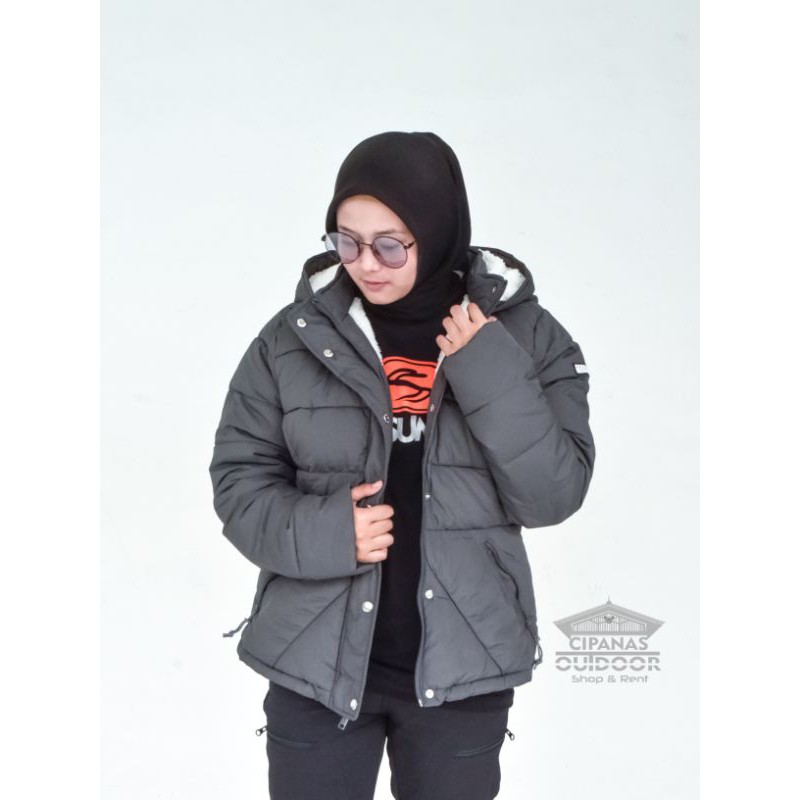 Jaket gunung / jaket musim dingin / hollister california / hollister sherpa lined puffer jacket