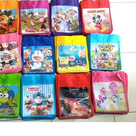 

Best Seller!! (aao-655) tas ultah custom - Tas Kantong muat Bento isi 12pcs - goodie bag