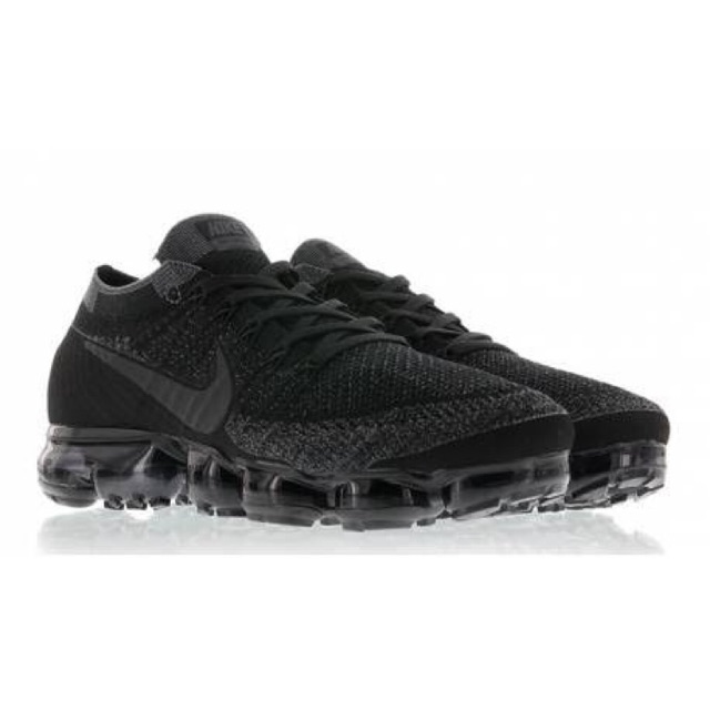 Sepatu Second Original Nike Air Vapormax Flyknit Triple Black Grey