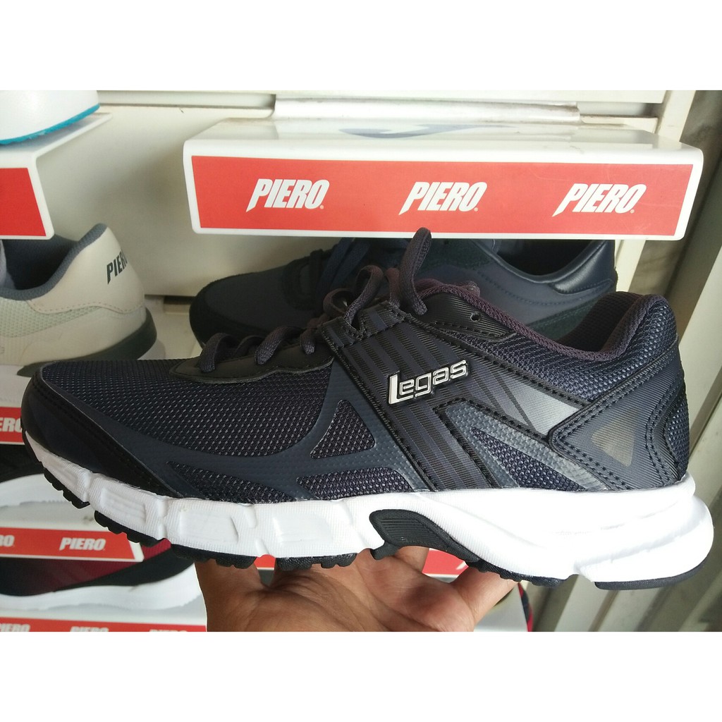 Sepatu Running Legas Iron Black White