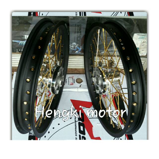 Velg vixion new advance lebar 185 dan 160x17