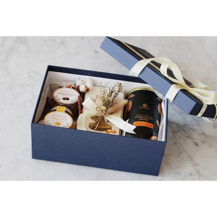 

Bf31Gf D'Lanier Hampers Gift - Package F Gdf601