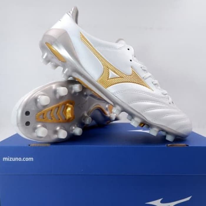 mizuno morelia gold