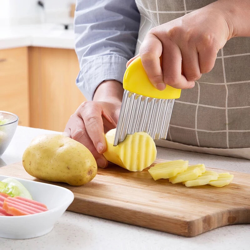 Stainless Steel French Fries Slice Cutter / Wave shape Potatoes Slicer Knife Chopper / Serrated Blade cutter