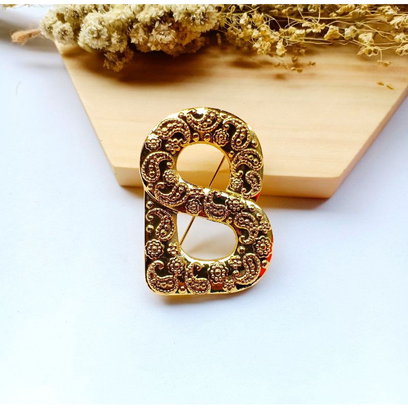 Brooch Buttonscarves KW//Bros Buttonscarves Polos/Mata/Mutiara-A-Gold