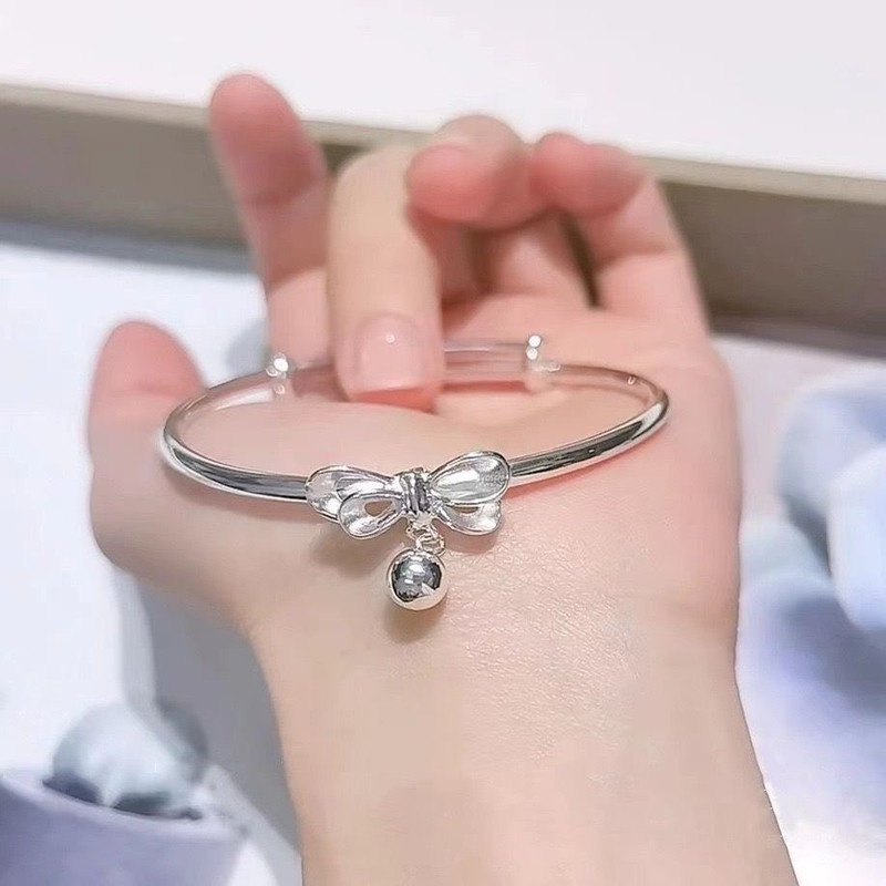 Gelang Bangle Cuff Adjustable Hias Lonceng Pita Gaya Korea Untuk Wanita