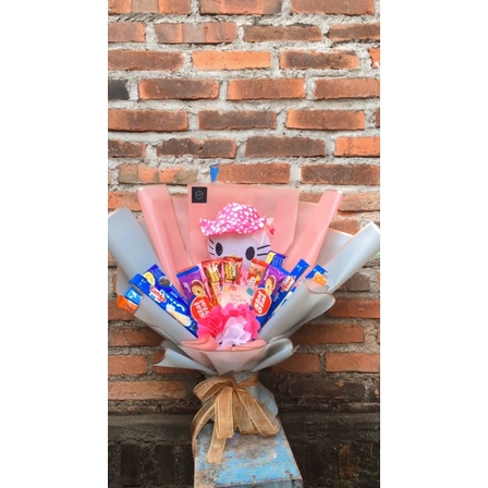 

Buket Boneka dan snack || Murah || Kado ulang tahun, Wisuda, dll