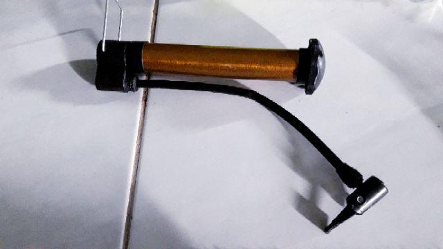 Pompa Angin Ban Sepeda Balon Kasur Bantal Renang Angin Mini Portable - Emas