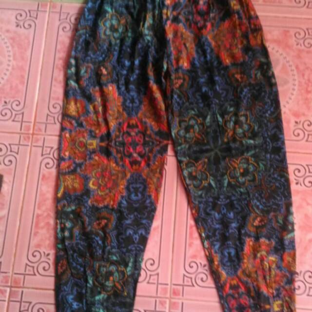 Celana joger batik