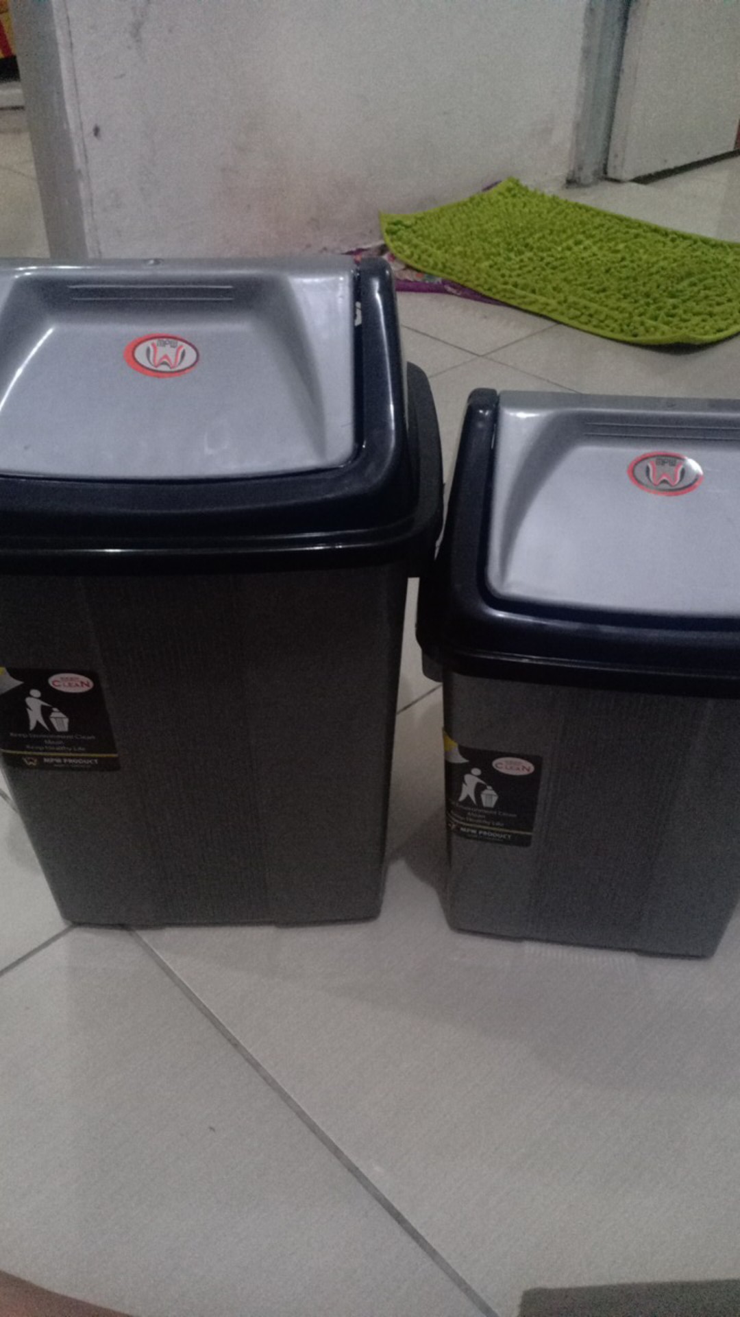 Tempat Sampah Tutup Goyang Silver Mpw 10lt Dan 5lt