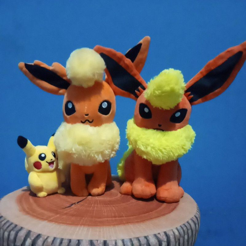 FLAREON/POKEMON FLAREON/BONEKA POKEMON